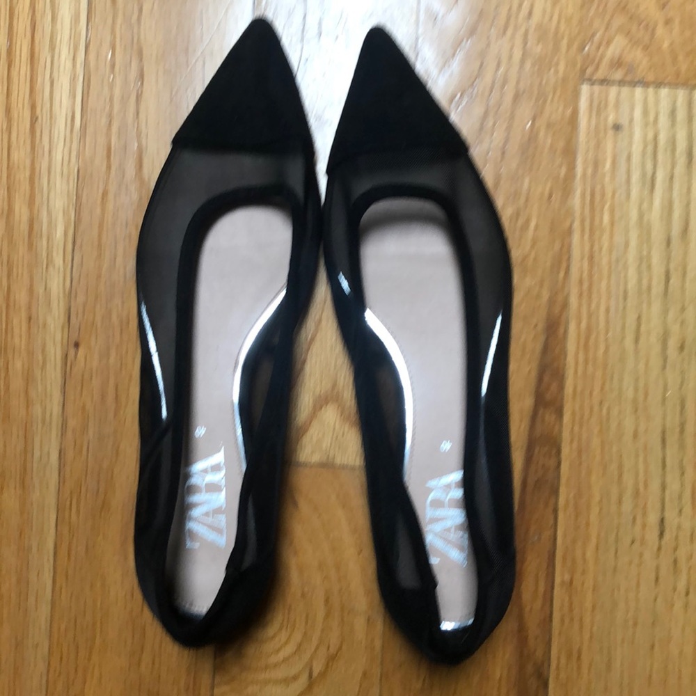 Zara size 9 black flats